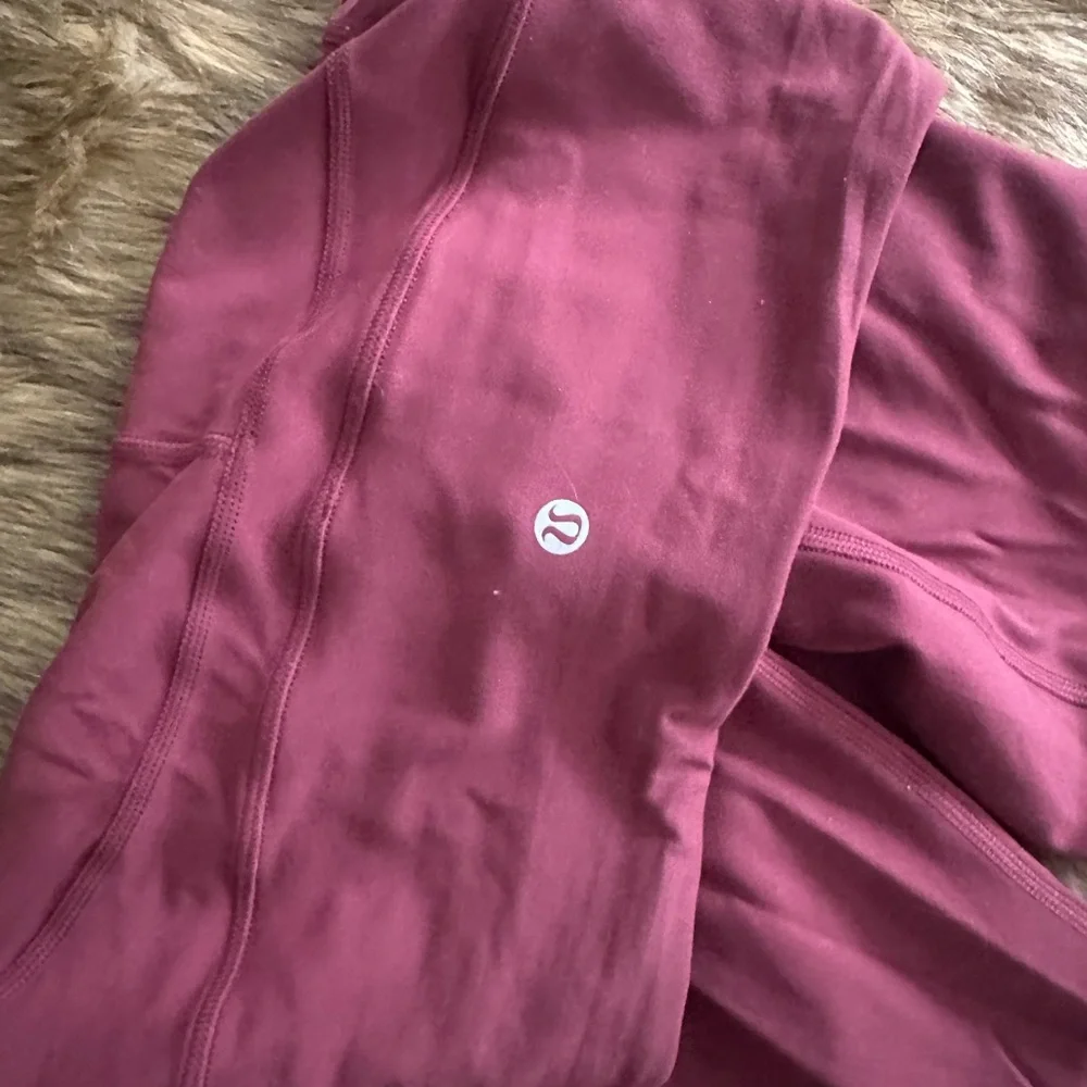 EUC lululemon align wide leg . - Picture 3 of 6